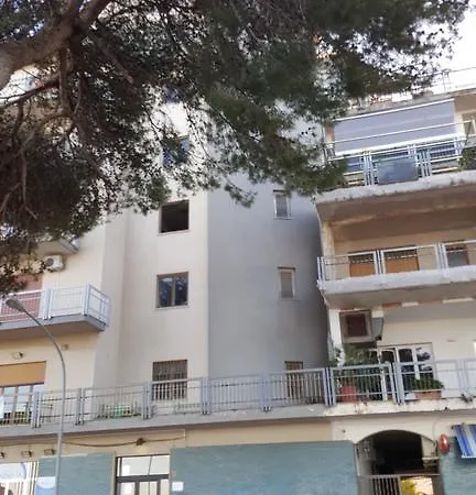 Apartment Leonardo Mondello